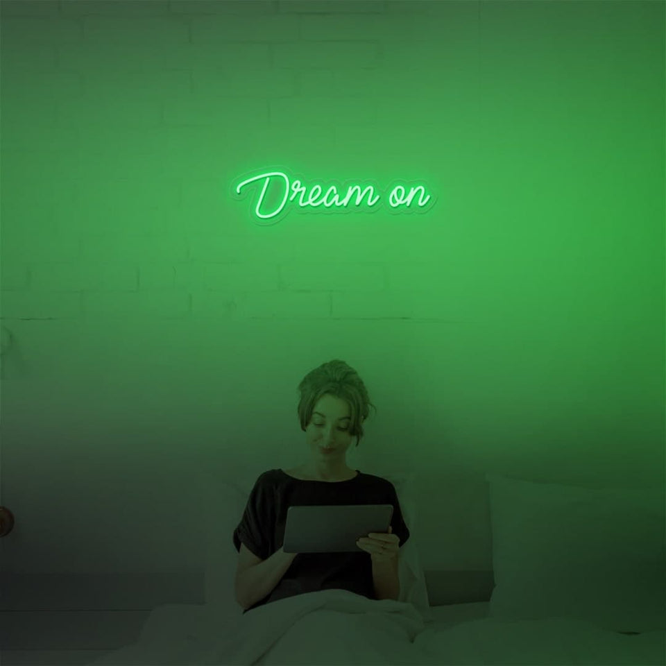 DREAM ON GREEN COLOR NEON SIGN