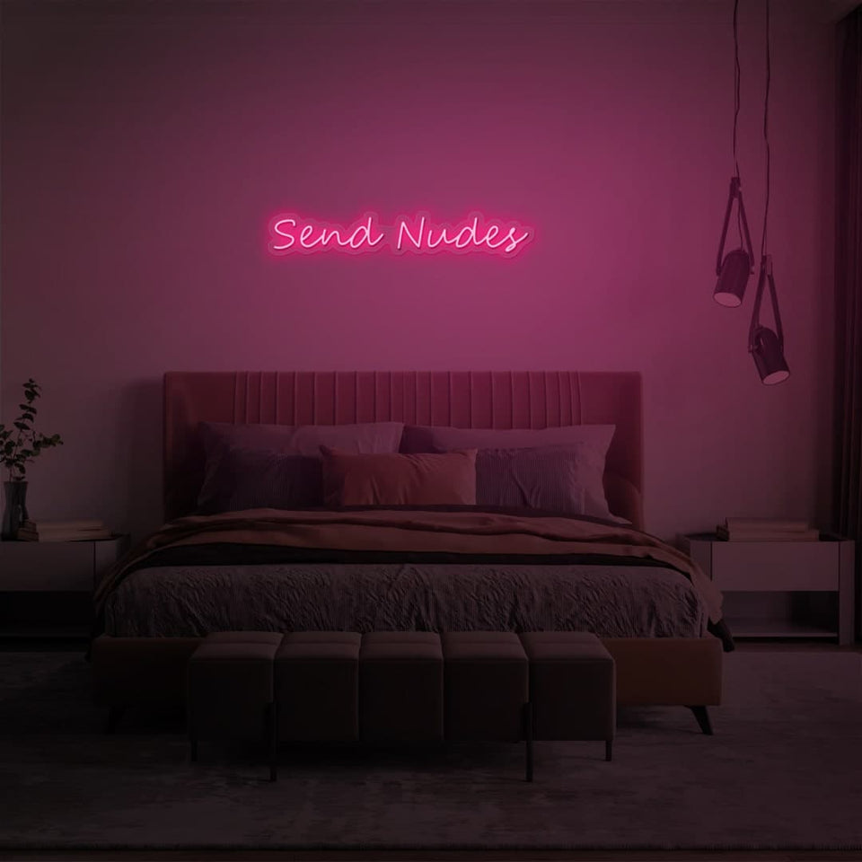 SEND NUDES MOCK UP PINK