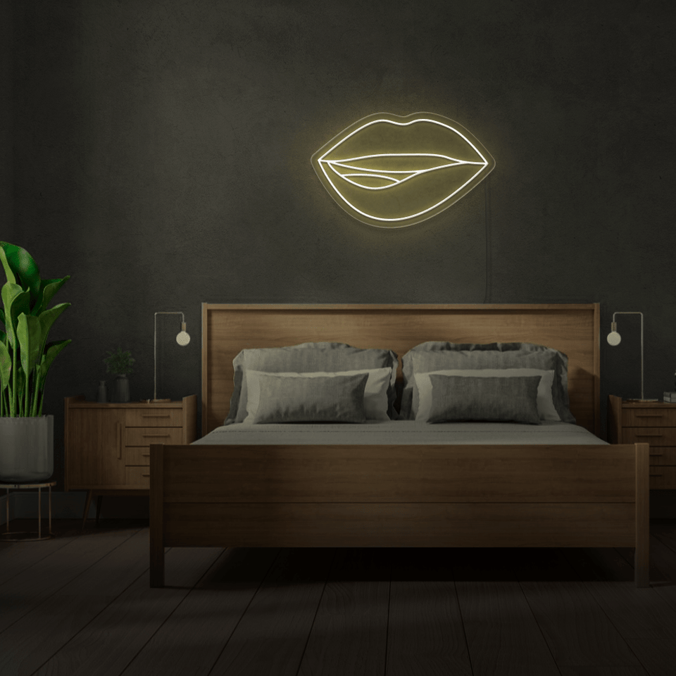 LIPS WARM WHITE COLOR LED NEON SIGN