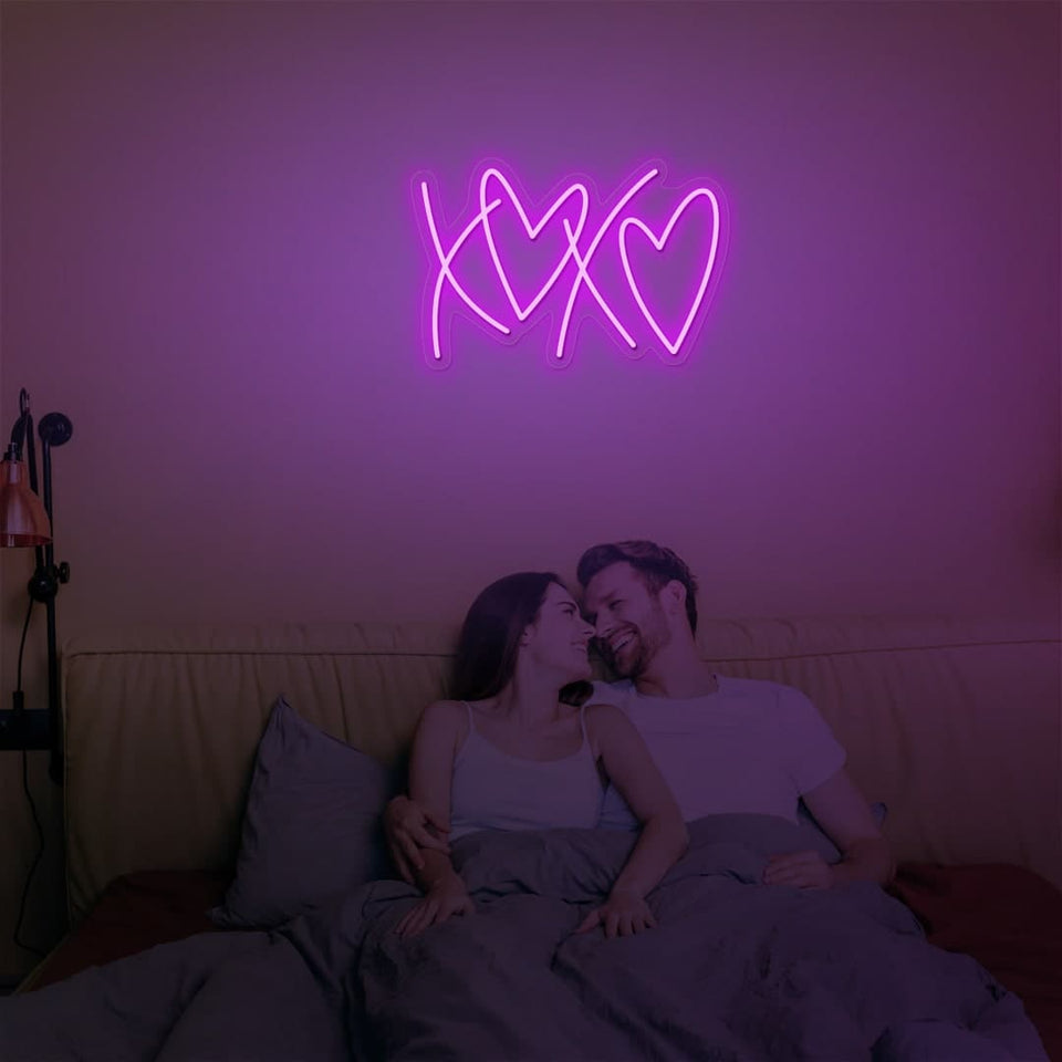 XOXO PURPLE COLOR NEON SIGN