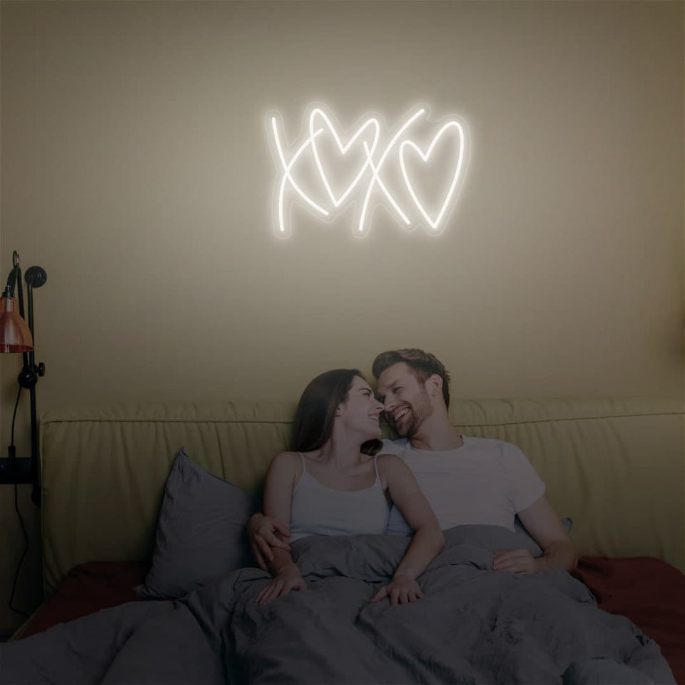 XOXO WHITE COLOR NEON SIGN