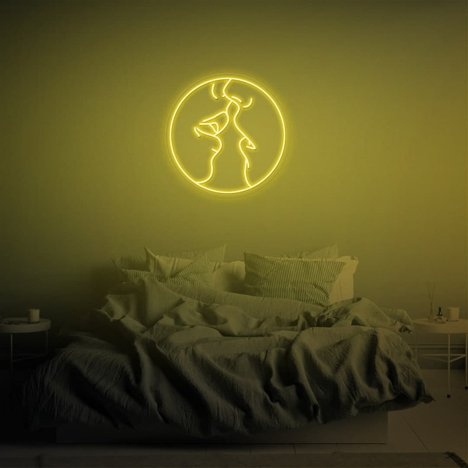 KISS GOLDEN YELLOW COLOR NEON SIGN