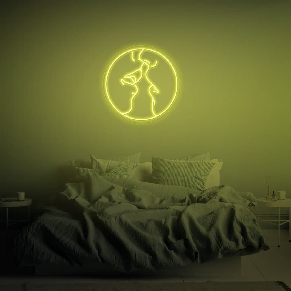 KISS LEMON YELLOW COLOR NEON SIGN
