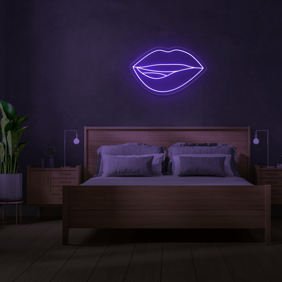LIPS PURPLE COLOR LED NEON SIGN