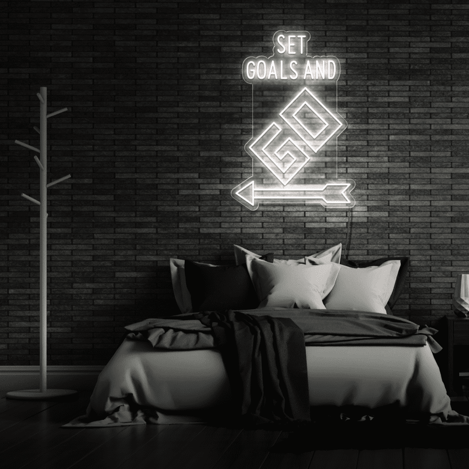 SET GOALS AND GO DEEP GREEN COLOR LED NEON SIGN