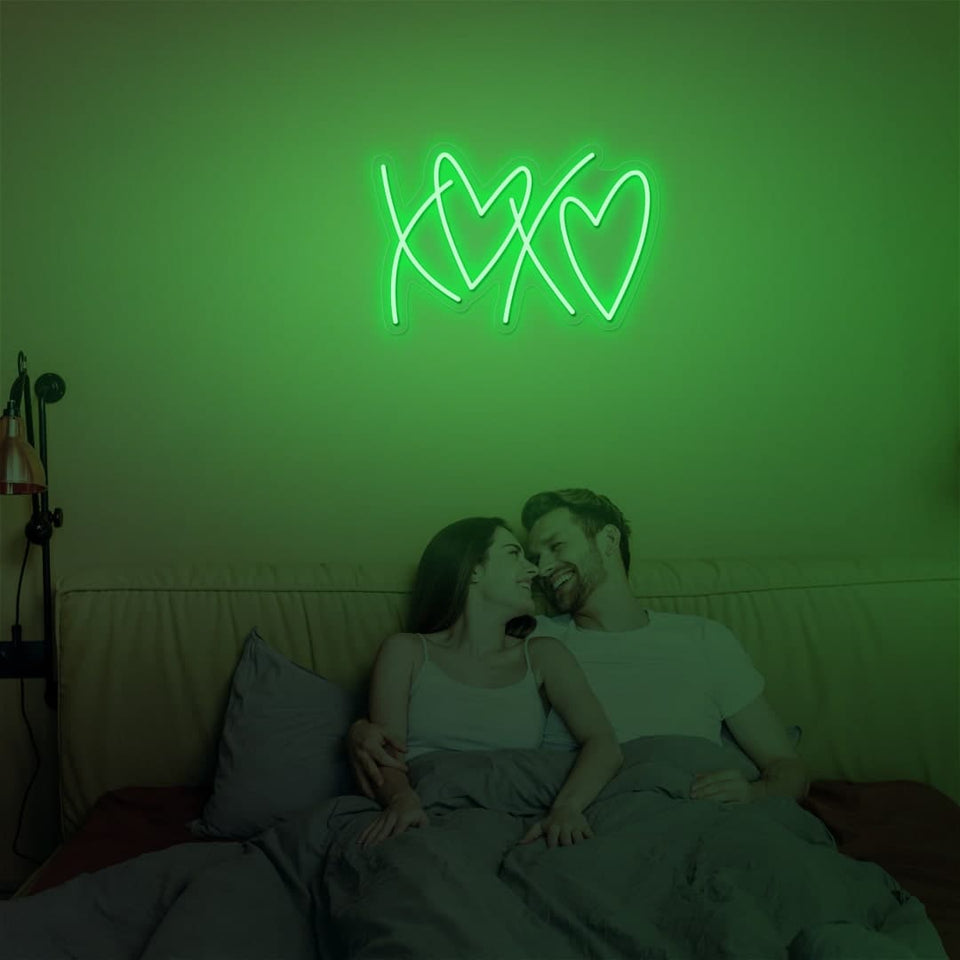 XOXO GREEN COLOR NEON SIGN