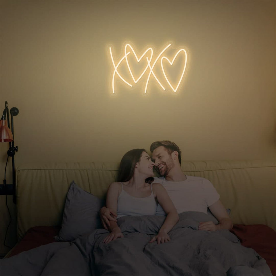 XOXO WARM WHITE COLOR NEON SIGN